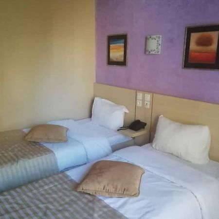 Dar El Ikram Hotel Algeri Esterno foto